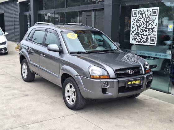 HYUNDAI TUCSON 2.0 MPFI GLS 16V 143CV 2WD FLEX 4P AUTOMÁTICO HYUNDAI TUCSON 2.0 MPFI GLS 16V 143CV 2WD FLEX 4P AUTOMÁTICO